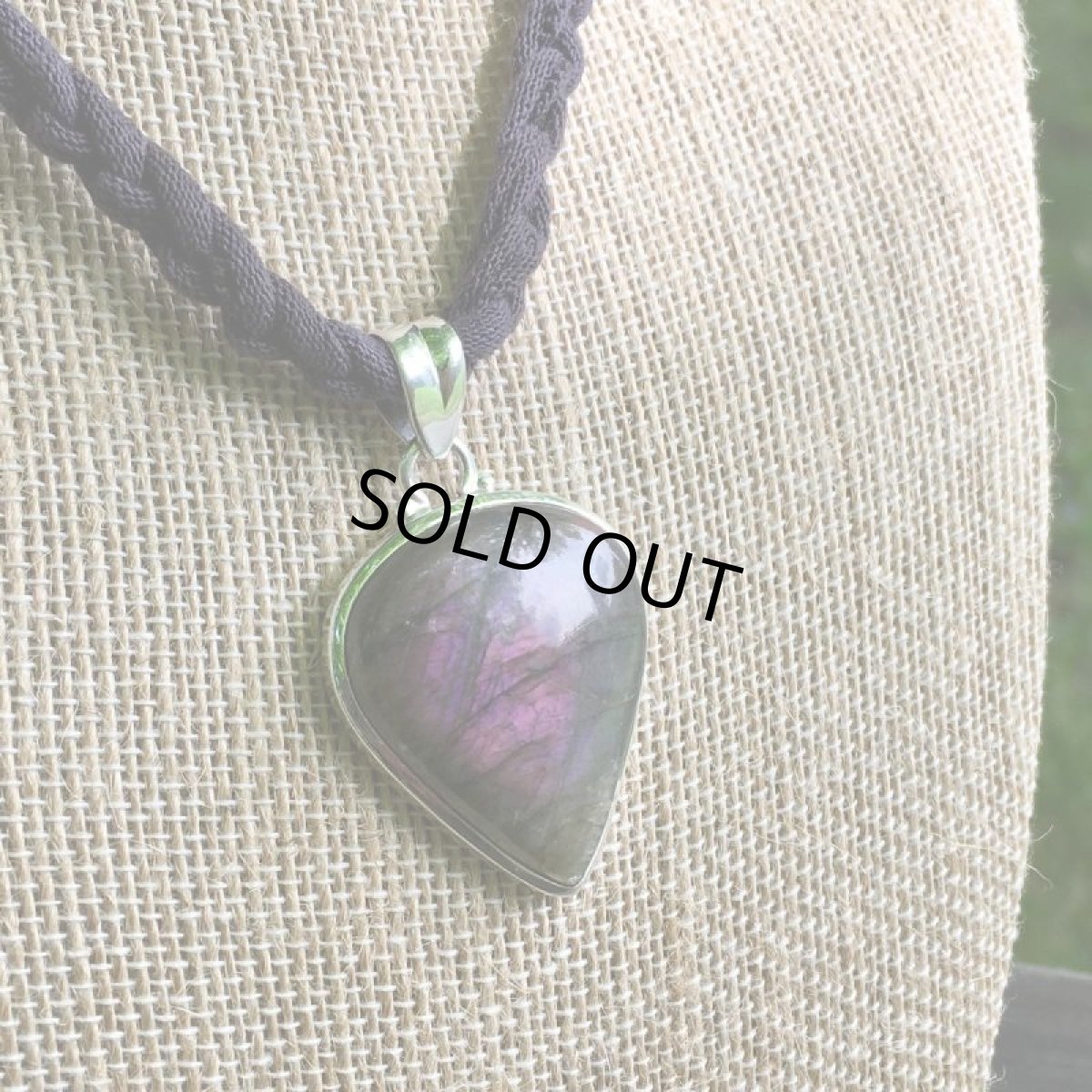 画像14: 大ぶりレア1点物ピンク〜パープル　高品質ラブラドライト　ペンダントトップ (14)