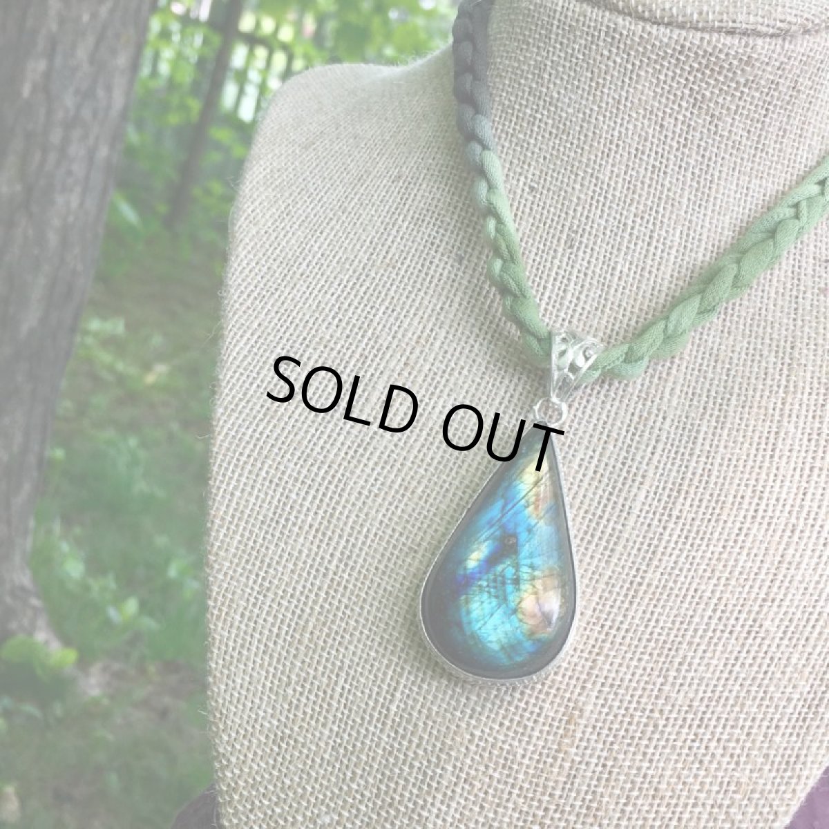 画像12: 1点物ラブラドライト ペンダント★神秘的ブルー・オレンジ・ゴールドの閃光★大ぶりビッグサイズ (12)