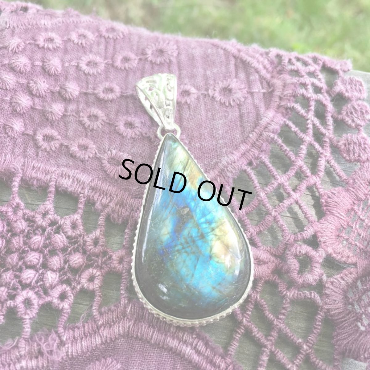 画像5: 1点物ラブラドライト ペンダント★神秘的ブルー・オレンジ・ゴールドの閃光★大ぶりビッグサイズ (5)