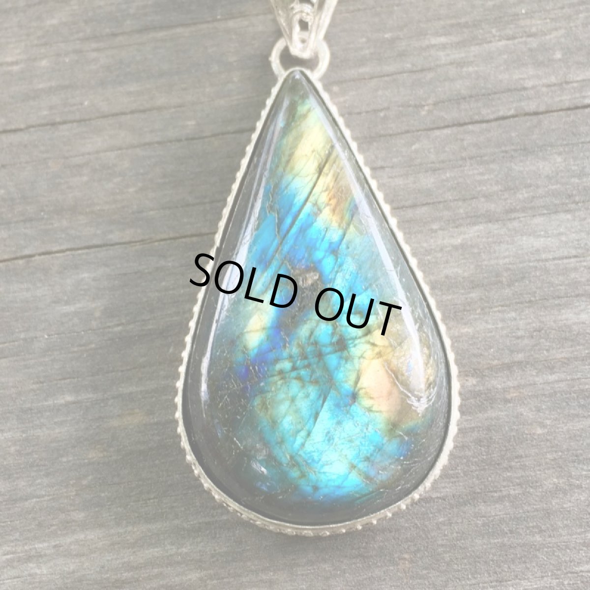 画像8: 1点物ラブラドライト ペンダント★神秘的ブルー・オレンジ・ゴールドの閃光★大ぶりビッグサイズ (8)