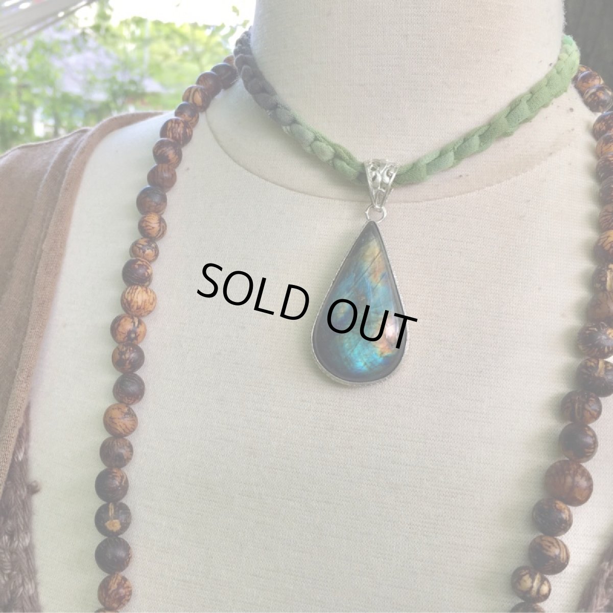 画像15: 1点物ラブラドライト ペンダント★神秘的ブルー・オレンジ・ゴールドの閃光★大ぶりビッグサイズ (15)