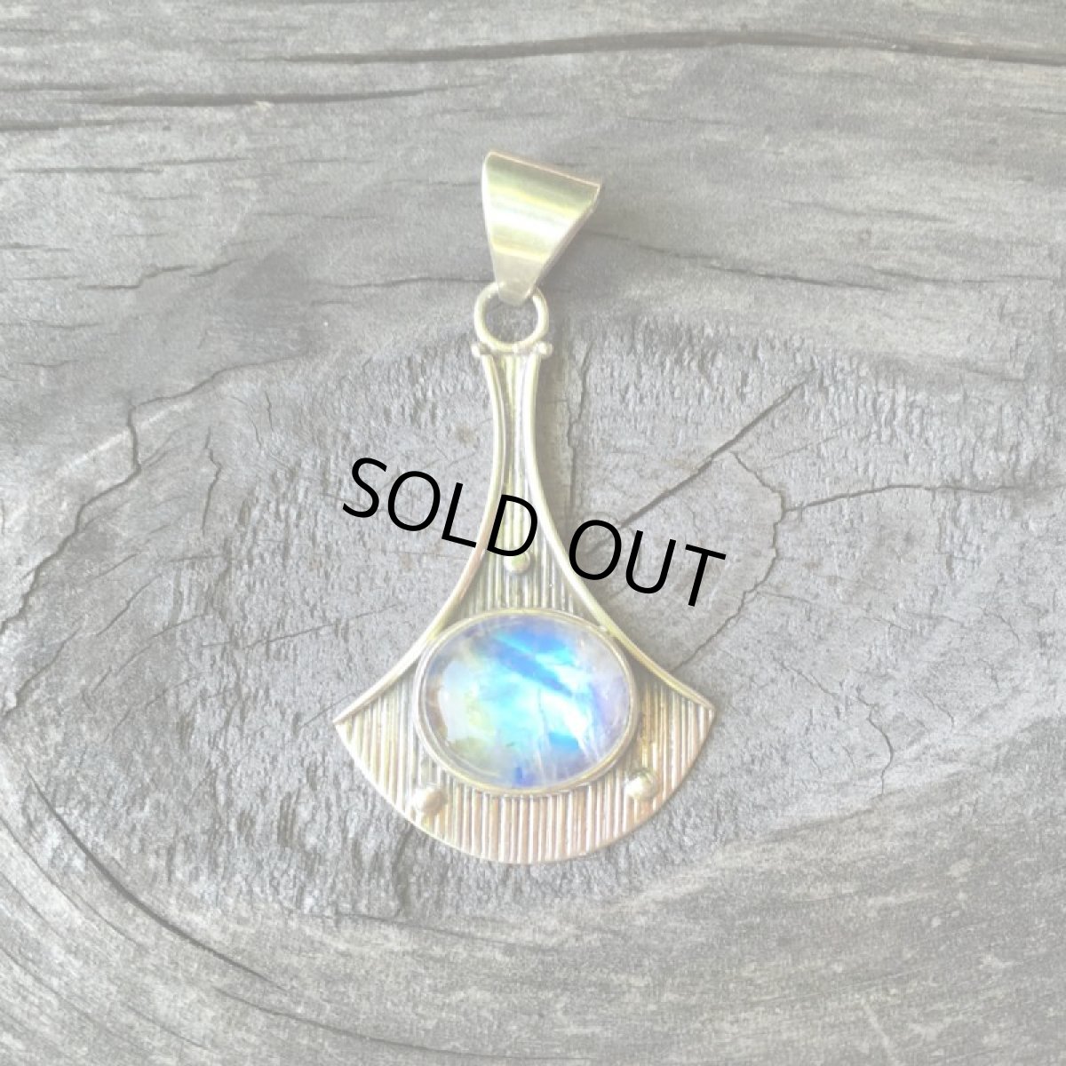 画像3: 1点物　高品質レインボームーンストーン　ペンダントトップ★天然石パワーストーン★スターリングシルバー (3)