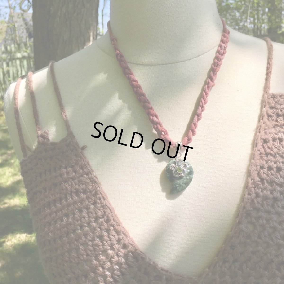 画像7: 天使の羽が見える♪　高品質セラフィナイト＆ペリドット ペンダントトップ*勾玉*シルバー925*デザイナージュエリー (7)