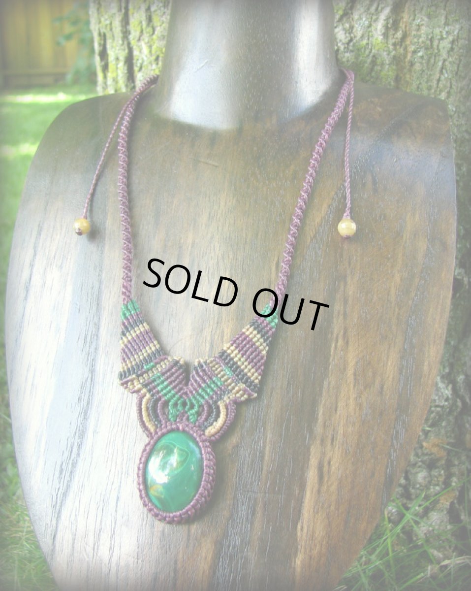 画像3: １点物　魔よけ石マラカイト　ネックレス*マクラメ編み　ハンドメイド　天然石パワーストーン　アクセサリー＊ヒッピー　ボヘミアン (3)