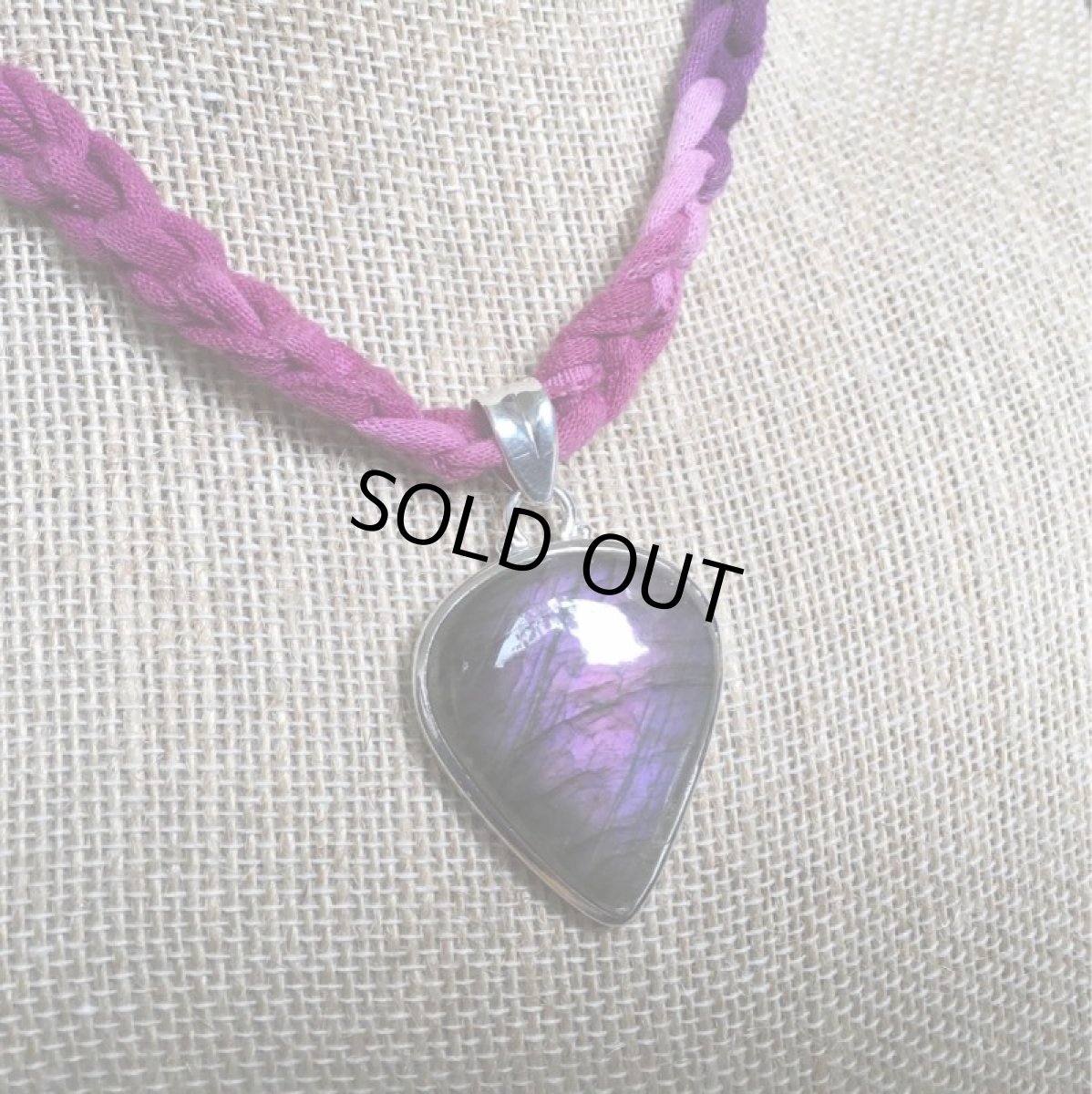 画像7: 大ぶりレア1点物ピンク〜パープル　高品質ラブラドライト　ペンダントトップ (7)