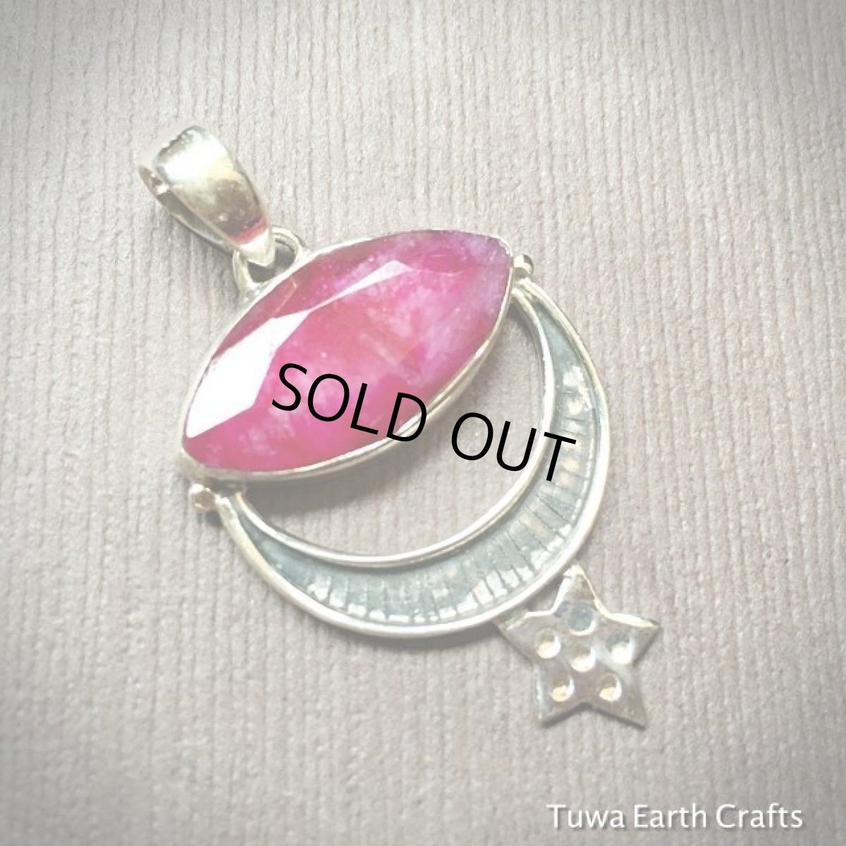 画像8: 1点もの天然ルビー(ファセテッド)ペンダントトップ★月と星デザイン★貴石 (8)