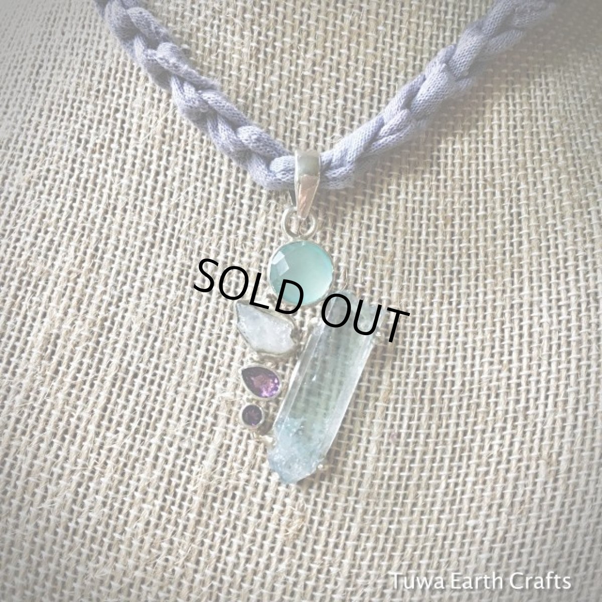 画像14: 【オーラの浄化・自己表現力アップ・良運を引き寄せる】1点物 アクアオーラ ペンダント with レインボームーンストーン原石&アクアカルセドニー&アメジスト スターリングシルバー ヒーリングジュエリー (14)