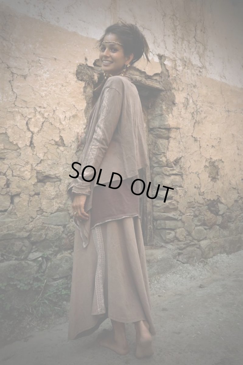 画像8: 再入荷♪ 草木染め♪ 柔らかオーガニックヘンプコットン  スカート★バイキングアート装飾模様が個性的★ナチュラルジプシー トライバル　エコ スローファッション 無農薬 (8)