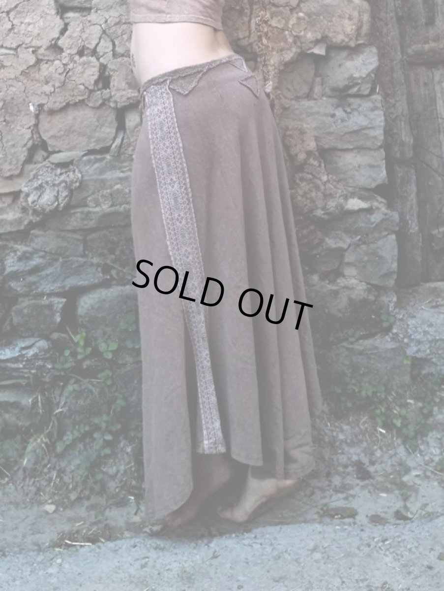 画像5: 再入荷♪ 草木染め♪ 柔らかオーガニックヘンプコットン  スカート★バイキングアート装飾模様が個性的★ナチュラルジプシー トライバル　エコ スローファッション 無農薬 (5)