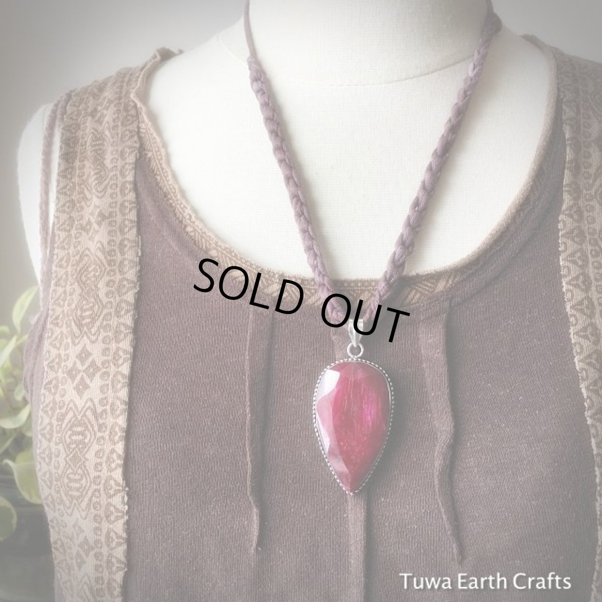 画像9: 【行動力アップの石】全長6.4cm大ぶり天然ルビー ペンダントトップ★シルバー★貴石★天然石パワーストーンアクセサリー (9)