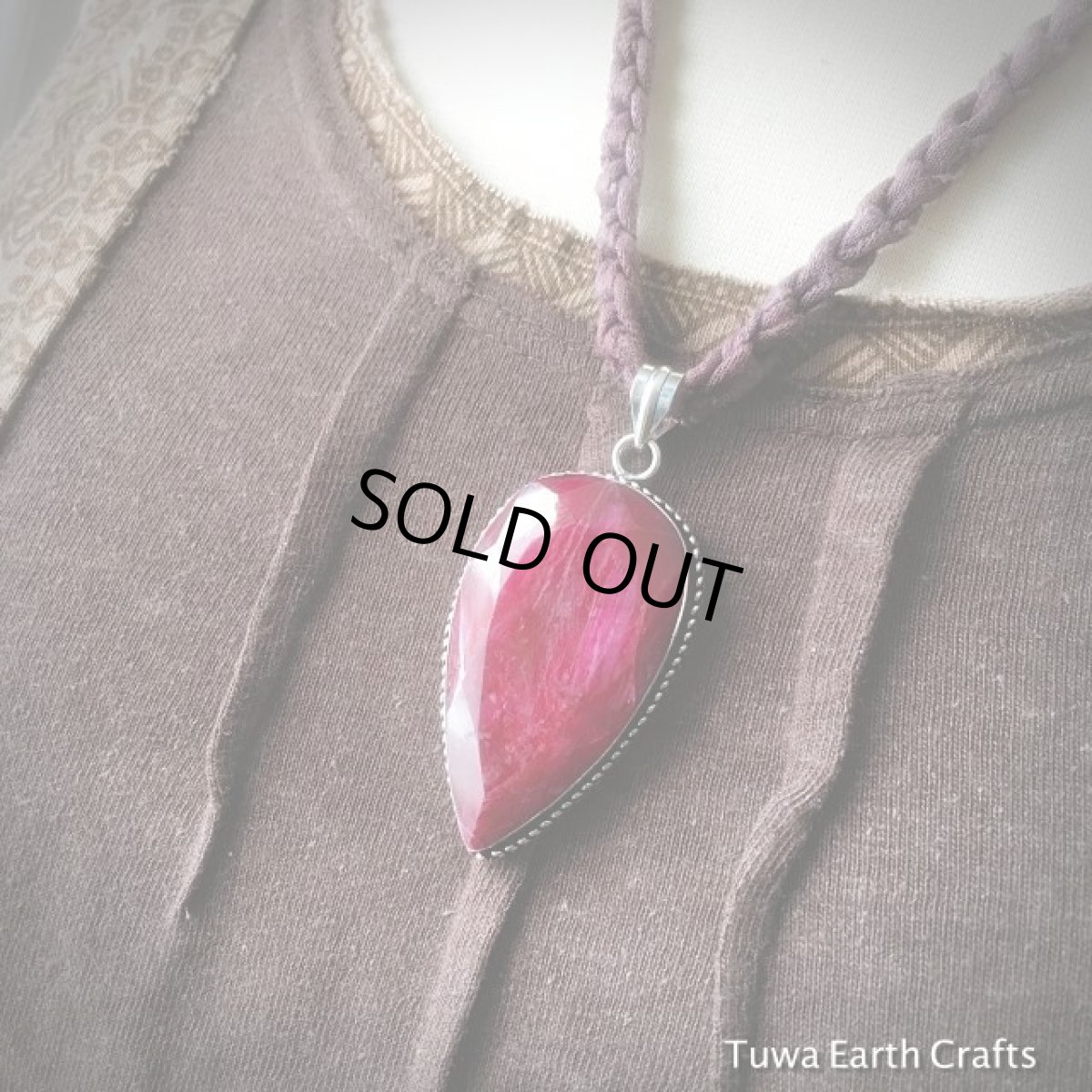 画像8: 【行動力アップの石】全長6.4cm大ぶり天然ルビー ペンダントトップ★シルバー★貴石★天然石パワーストーンアクセサリー (8)