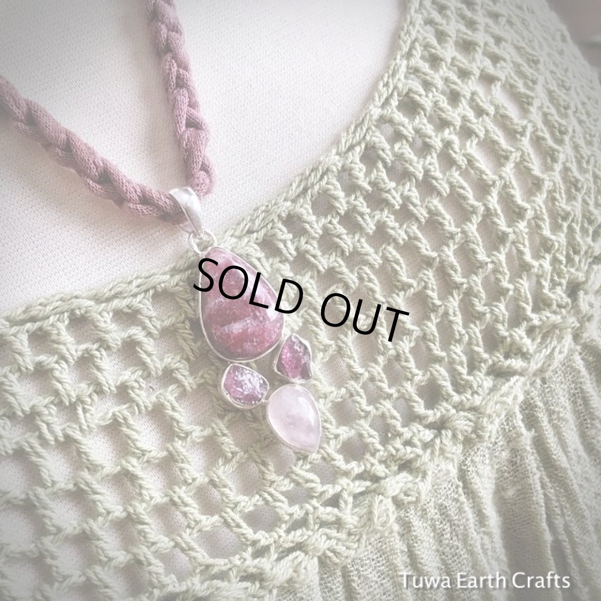 画像18: 【女性性と愛のシンボル】高品質ピンクチューライト（ノルウェー産）・ピンクトルマリン・ローズクォーツ１点物ペンダントトップ★スターリングシルバー★パワーストーン (18)