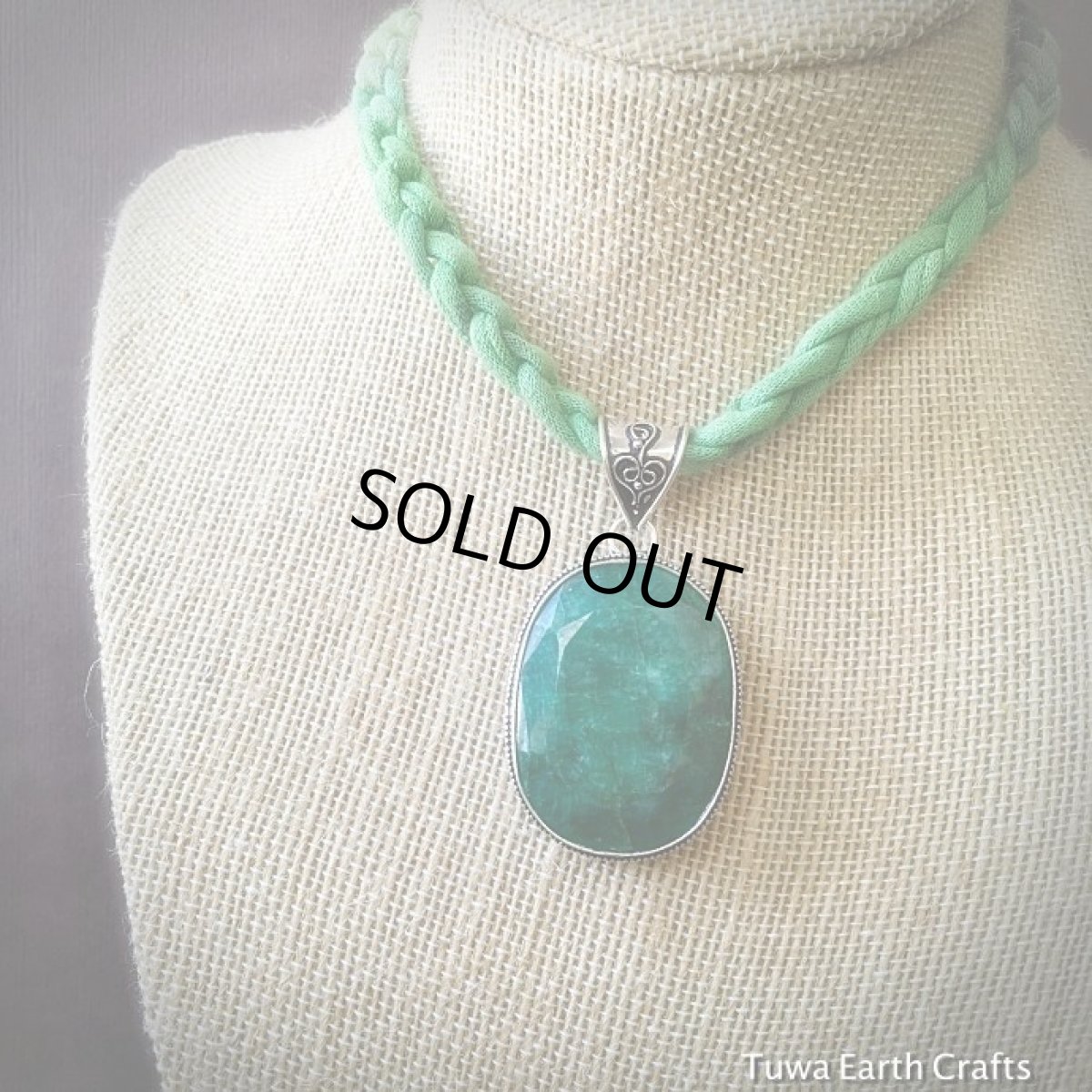 画像9: １点物　大ぶり　コロンビア産 天然エメラルド ペンダントトップ*星形きらきらカット入り*パワーストーン天然石アクセサリー (9)