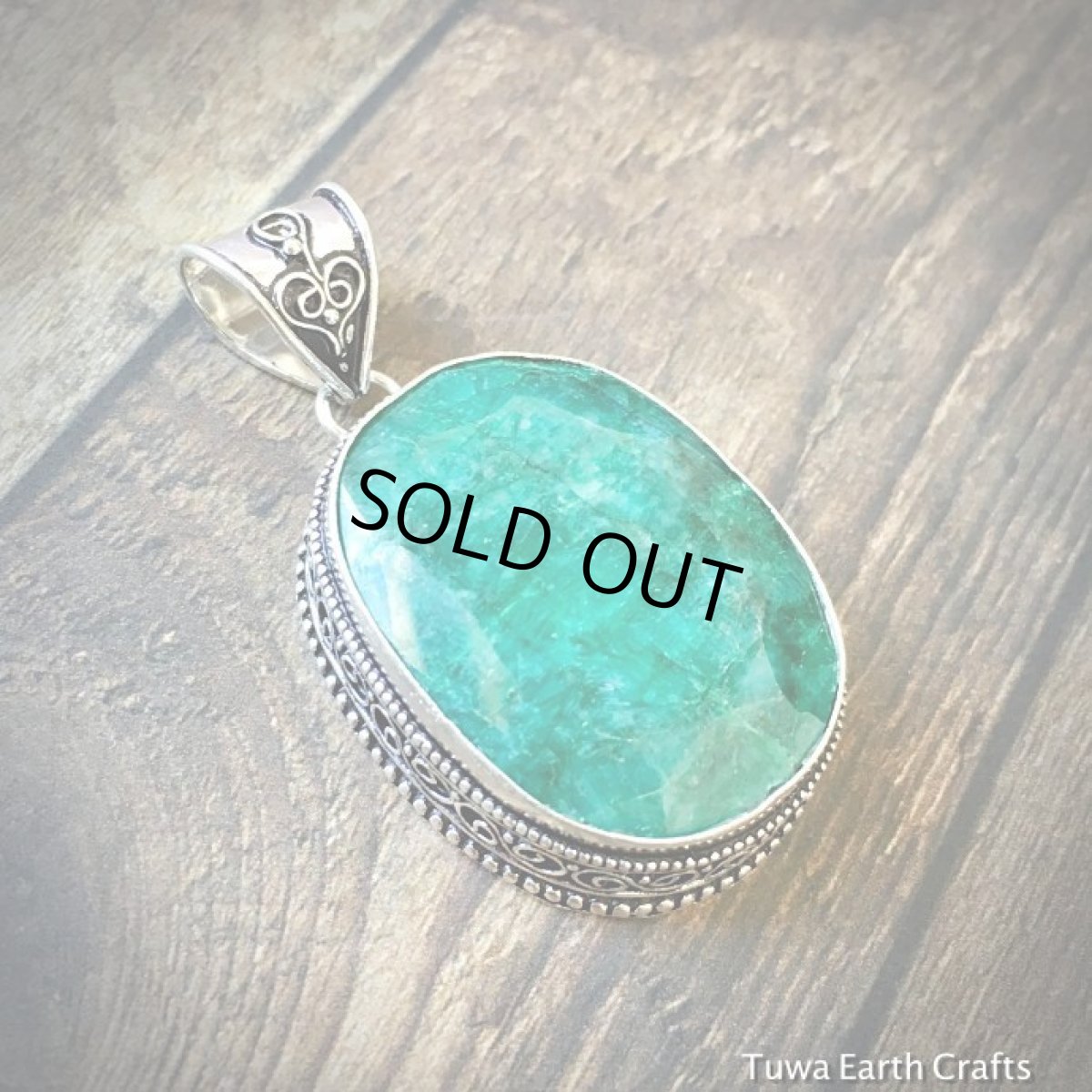 画像16: １点物　大ぶり　コロンビア産 天然エメラルド ペンダントトップ*星形きらきらカット入り*パワーストーン天然石アクセサリー (16)