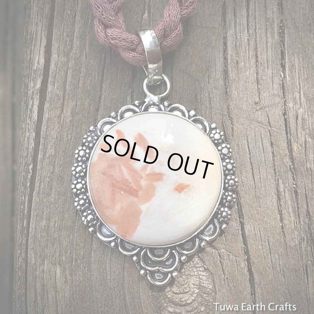 画像9: 【浄化・ヒーリング・瞑想】大ぶり　スコレサイト　スコレス沸石　まんまる満月型　ペンダントトップ　スティルバイト入り*1点物パワーストーン天然石アクセサリー (9)