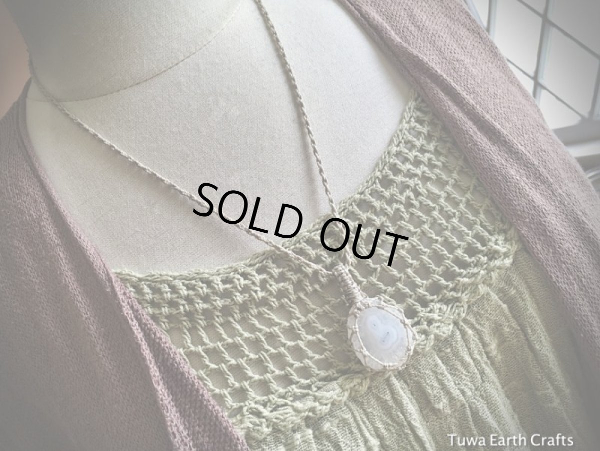 画像19: 【魔除け・邪気払い】高品質ソーラークォーツ　ペンダント/ネックレス　1点物★原石＊スピリチュアル＊シンプルマクラメ編みアクセサリー＊天然石パワーストーン (19)