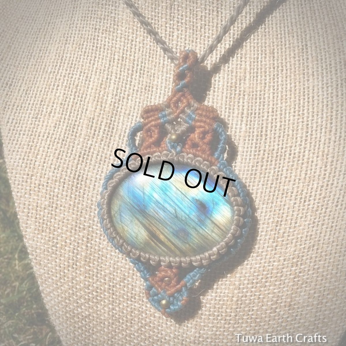 画像15: 【夢の実現をサポート】高品質ブルー・ゴールド大ぶりラブラドライト　ネックレス*1点物マクラメ編みジュエリー　天然石パワーストーンアクセサリー (15)