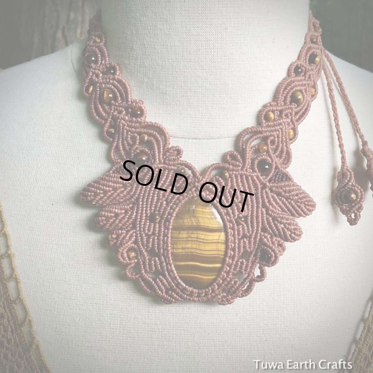 画像7: 1点物★高品質タイガーアイ　ゴージャス　デザインネックレス★ダンス衣装・ステージ用にもおすすめ♪ マクラメ編み天然石アクセサリー (7)