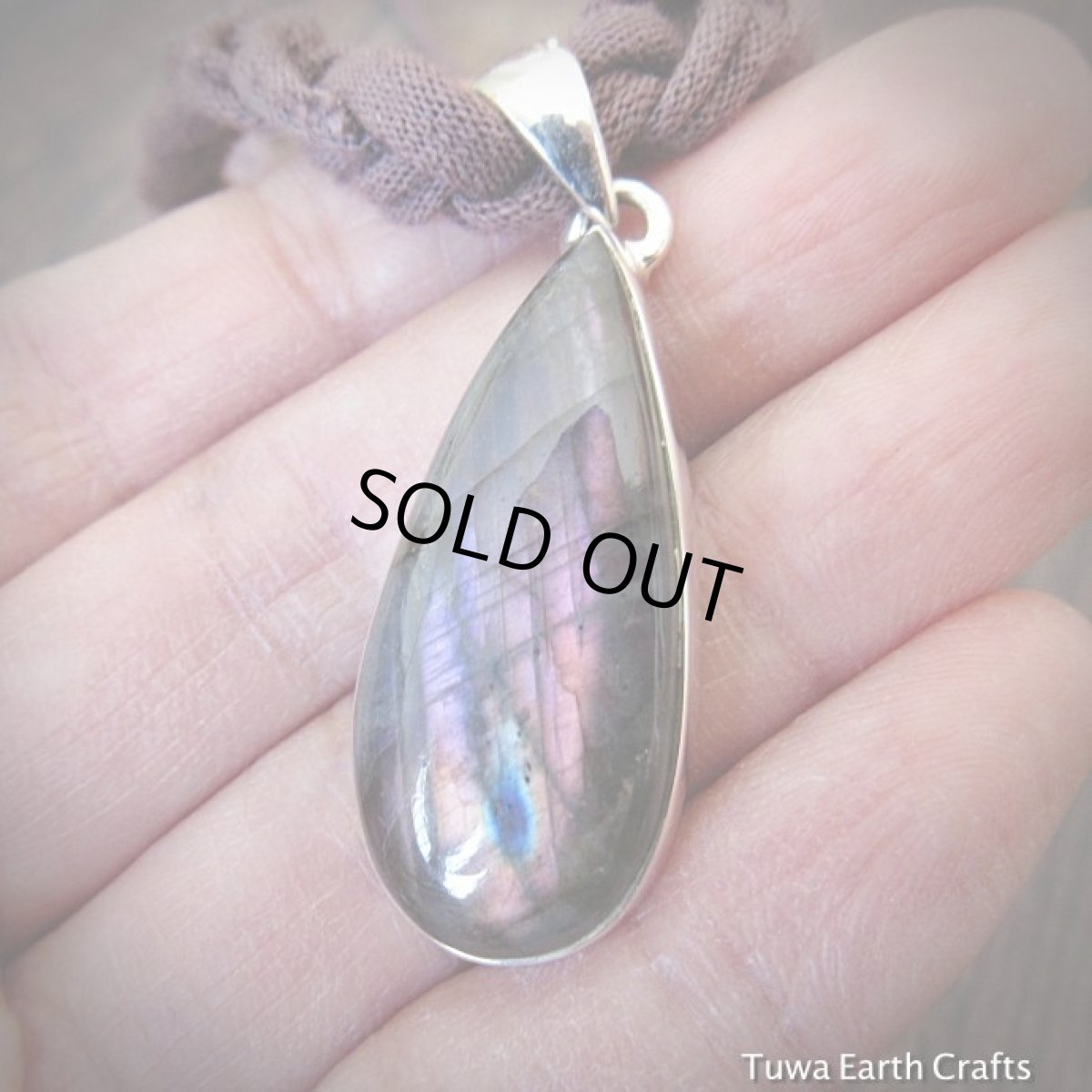 画像16: 【レア1点物♪】パープル〜ピンク　オーロラ色ラブラドライト　ペンダントトップ★スターリングシルバー天然石パワーストーン アクセサリー (16)