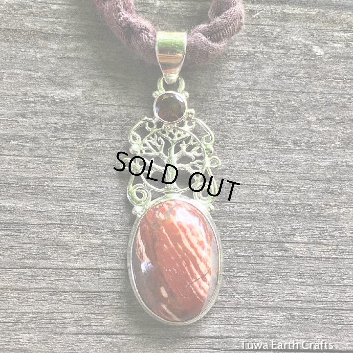 画像12: アウトレット３０％OFF♪【自然回帰の石】生命の樹デザイン♪ スネークスキンジャスパー1点物ペンダントトップwithガーネット★グラウンディング　天然石アクセサリー (12)