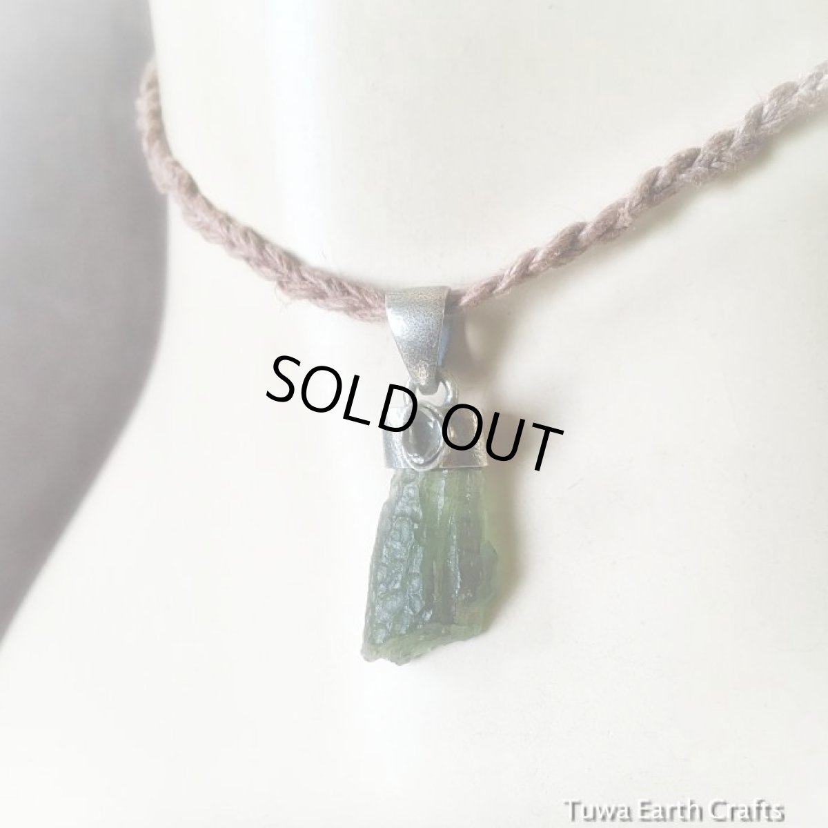 画像7: １点物 モルダバイト原石＆ハーキマーダイヤモンド　ペンダントトップ ヒーリングストーン  鉱物・ミネラル スターリングシルバー (7)