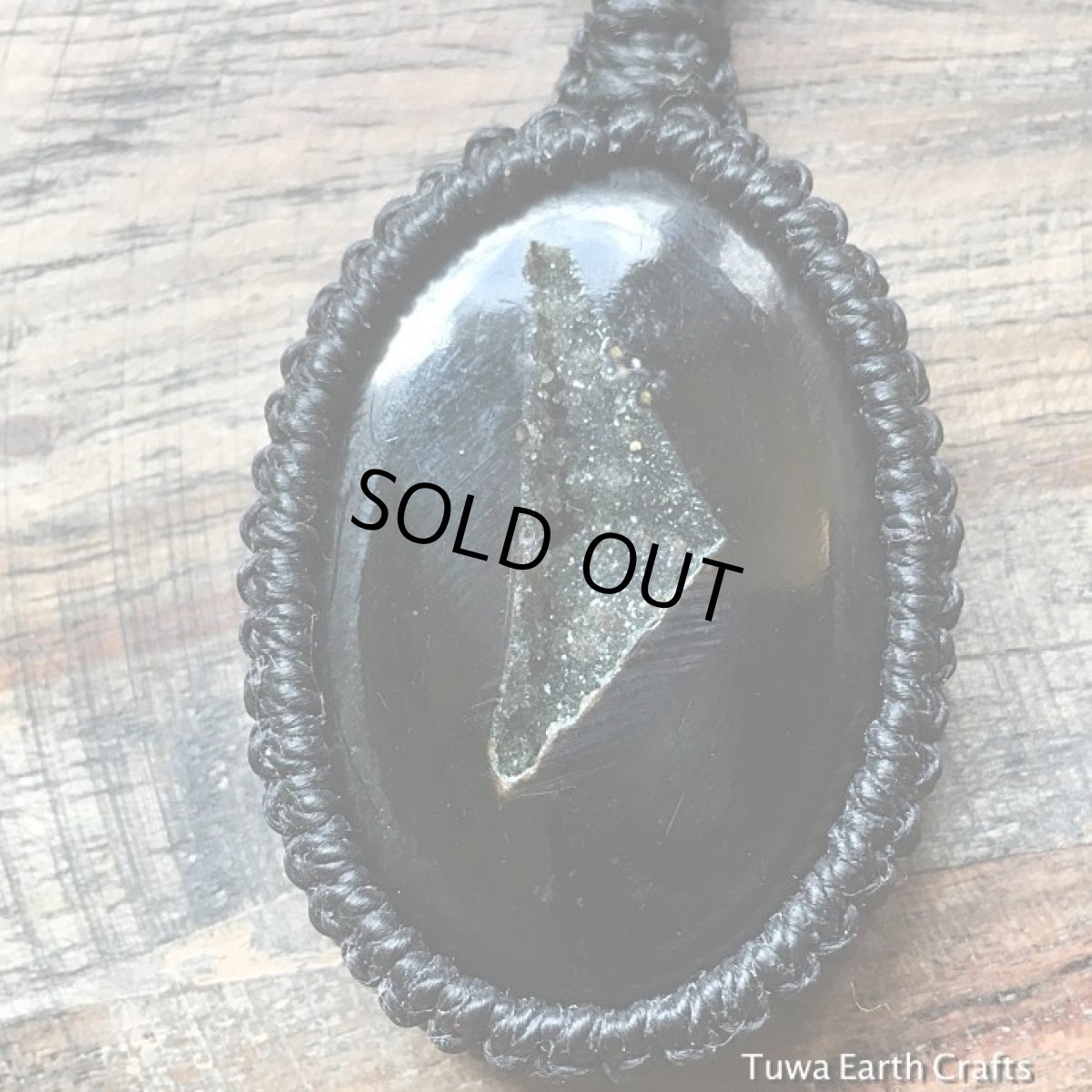 画像10: 【魔除け・厄除けお守り石】きらきらドルジークォーツ入りブラックアゲート/ブラックオニキス/黒瑪瑙ペンダント・ネックレス　シンプル＆ナチュラル　ヒーリングストーン (10)