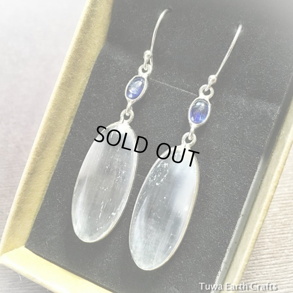 画像6: 虹入り♪ 1点物大ぶり高品質セレナイト＆ブラジル産宝石質カイヤナイト ピアス★スターリングシルバー★ヒーリングストーン (6)