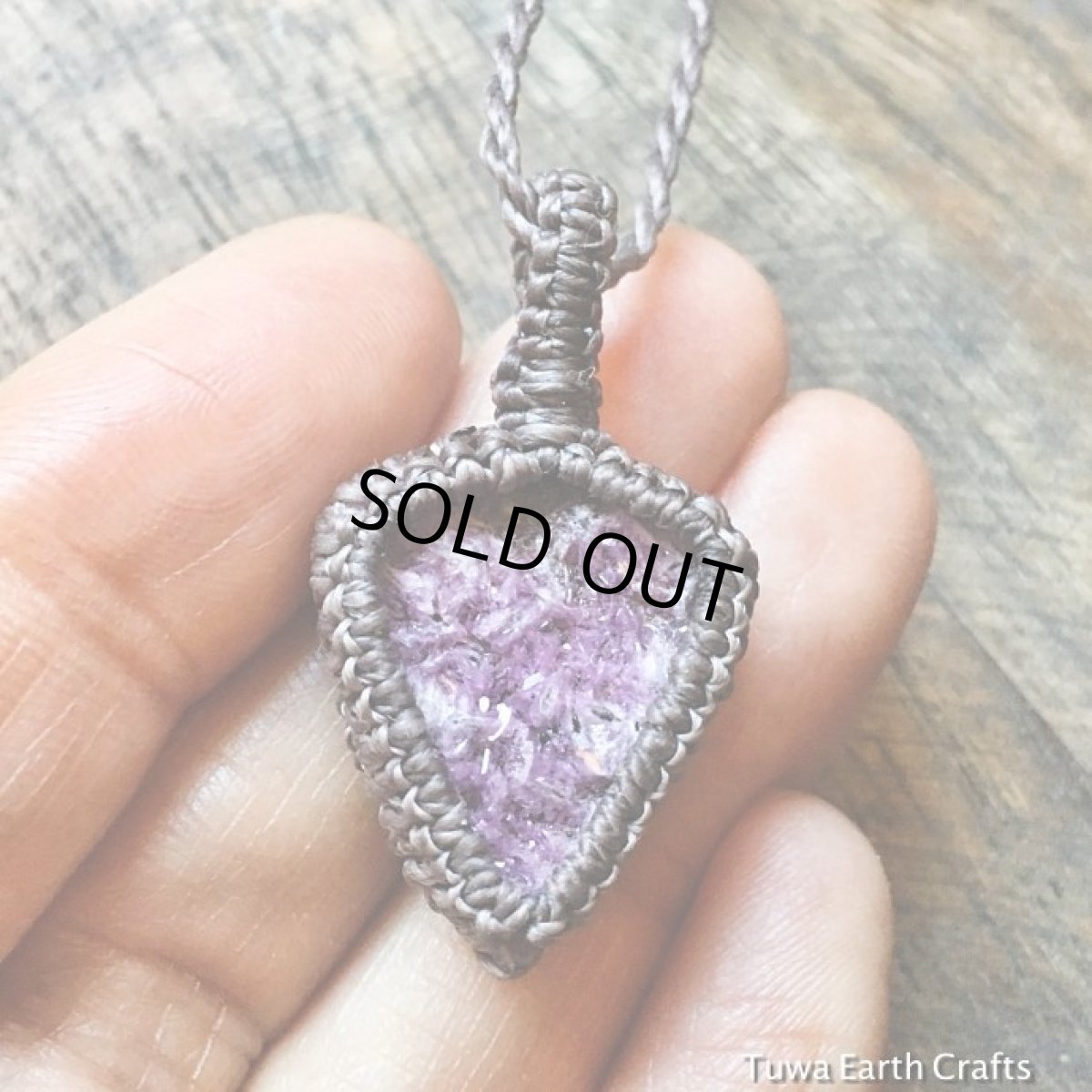 画像2: キラキラ１点物ピンクコバルトカルサイト原石ドゥルージー（アフリカ産） ペンダント・ネックレス　ドルジー★シンプル＆ナチュラル　ヒーリング天然石ハンドメイドアクセサリー　レアストーン (2)