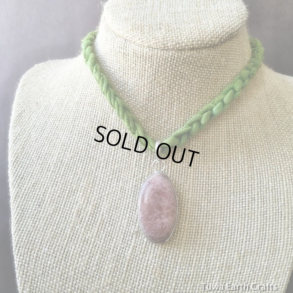 画像16: 【邪気払い・魔除け】1点物　ロードナイト　ペンダントトップ　ヒーリングストーン　ネイティブアメリカン (16)