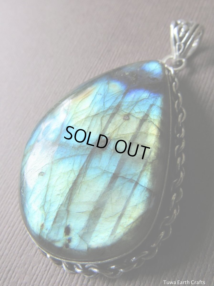 画像3: 1点物　石全長４.５cm大ぶりラブラドライト ペンダントトップ★ビッグサイズ　パワーストーン天然石アクセサリー (3)