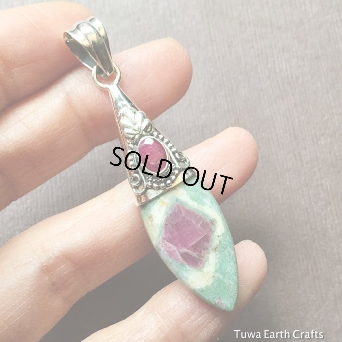 画像18: 1点物　高品質ルビーインフックサイト　ペンダントトップ with きらきらルビー*スターリングシルバー天然石パワーストーン＊アクセサリー＊ヒーリング (18)