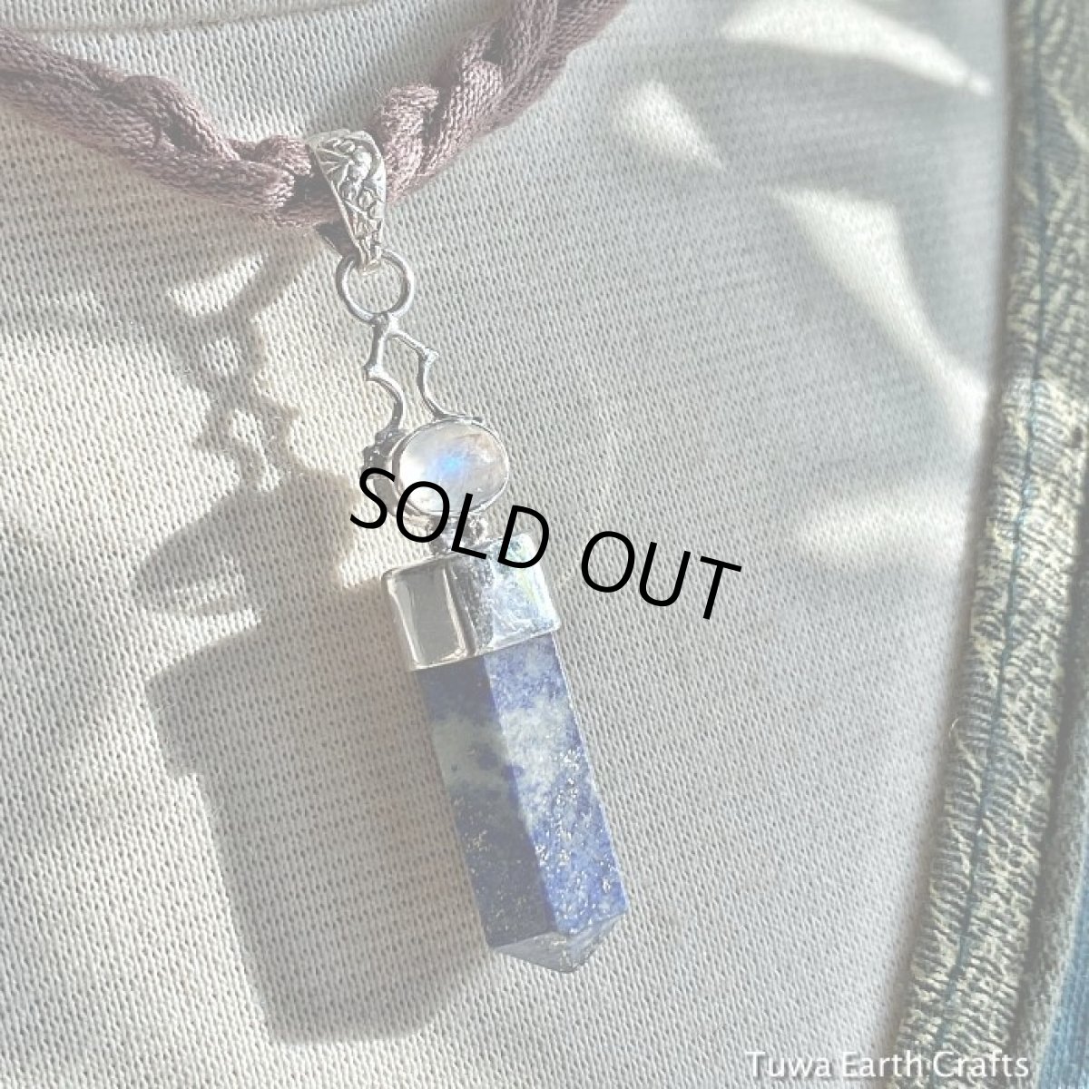 画像16: 【魔除け・厄除け・受験お守り】1点物　高品質ラピスラズリ（アフガニスタン産）＆ブルームーンストーン　ペンダントトップ　 スターリングシルバー天然石アクセサリー　合格祈願 (16)