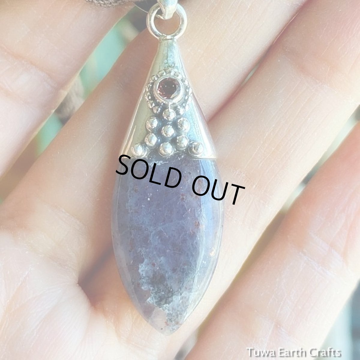 画像13: 銀河色♪ アイオライトサンストーン&ガーネット  ペンダントトップ★ヒーリングストーン　アクセサリー　スターリングシルバー (13)