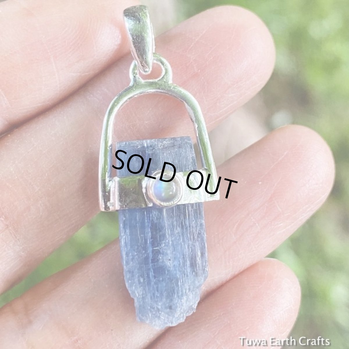 画像20: 1点物　高品質カイヤナイト原石&レインボームーンストーン　　ペンダントトップ★カイアナイト・カヤナイト・藍晶石　スターリングシルバー　ヒーリングストーン  (20)