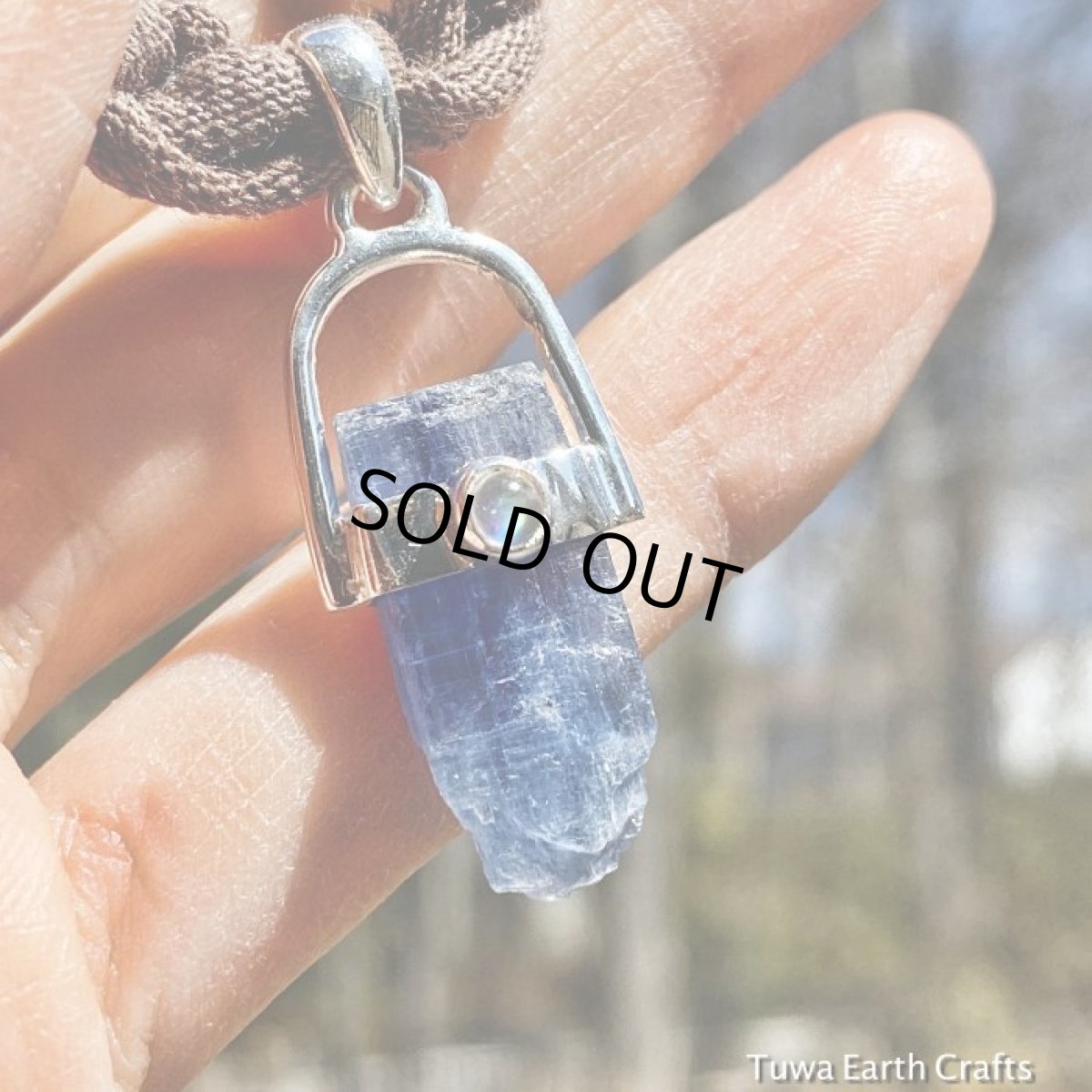 画像11: 1点物　高品質カイヤナイト原石&レインボームーンストーン　　ペンダントトップ★カイアナイト・カヤナイト・藍晶石　スターリングシルバー　ヒーリングストーン  (11)