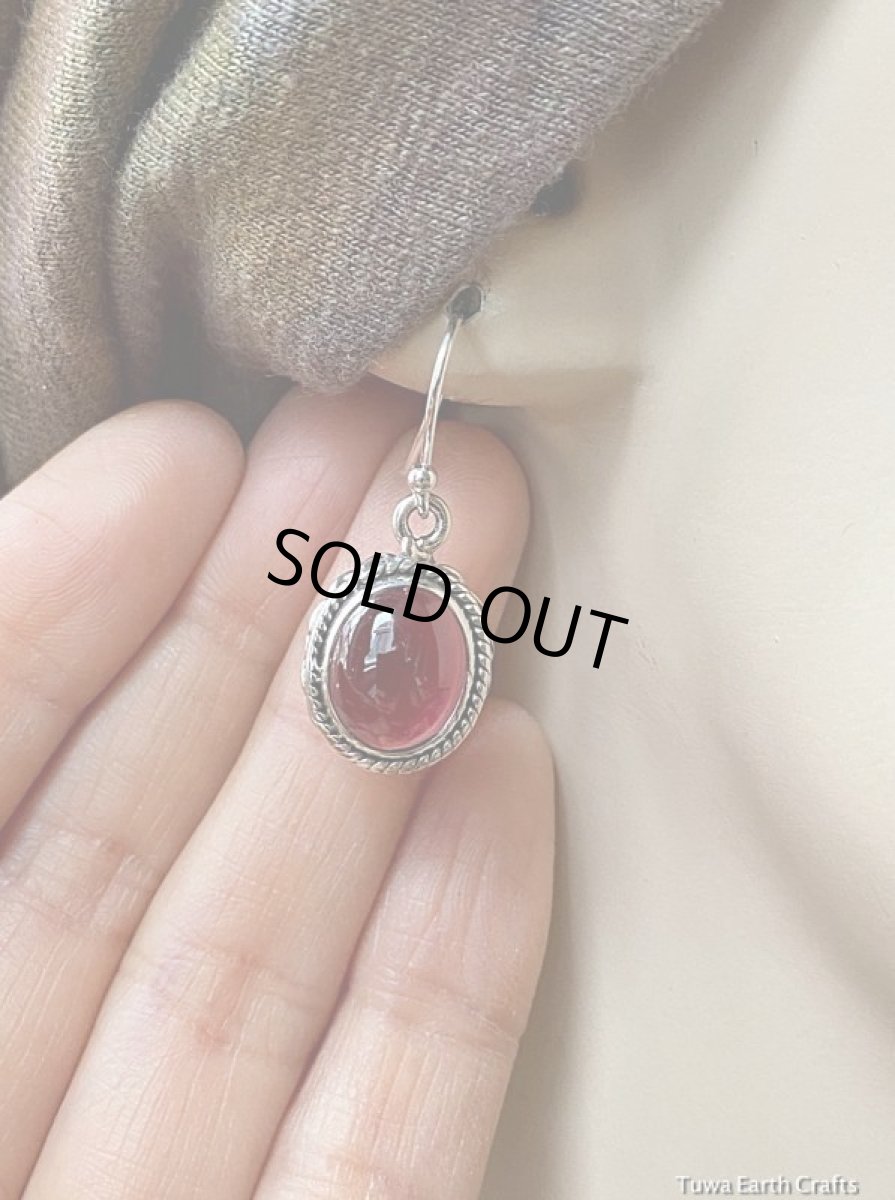 画像9: 1点もの　ざくろ色　高品質ガーネット ピアス　天然石ヒーリングストーンジュエリー　アクセサリー 1月誕生石 (9)