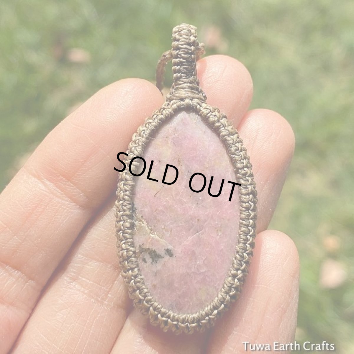 画像2: １点もの　行動の石　ロードナイト天然石シンプルペンダント/ネックレス*パワーストーン天然石ヒーリングストーン マクラメ　金属アレルギー対応 (2)