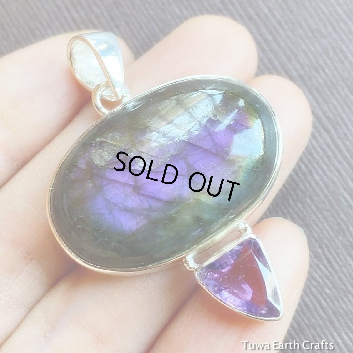 画像3: 1点物　レア希少 パープル・ピンク 大ぶりスペクトロライト（フィンランド産ラブラドライト）&宝石質アメジスト ペンダントトップ★天然石パワーストーンアクセサリー　ヒーリングストーン お守りジュエリー (3)