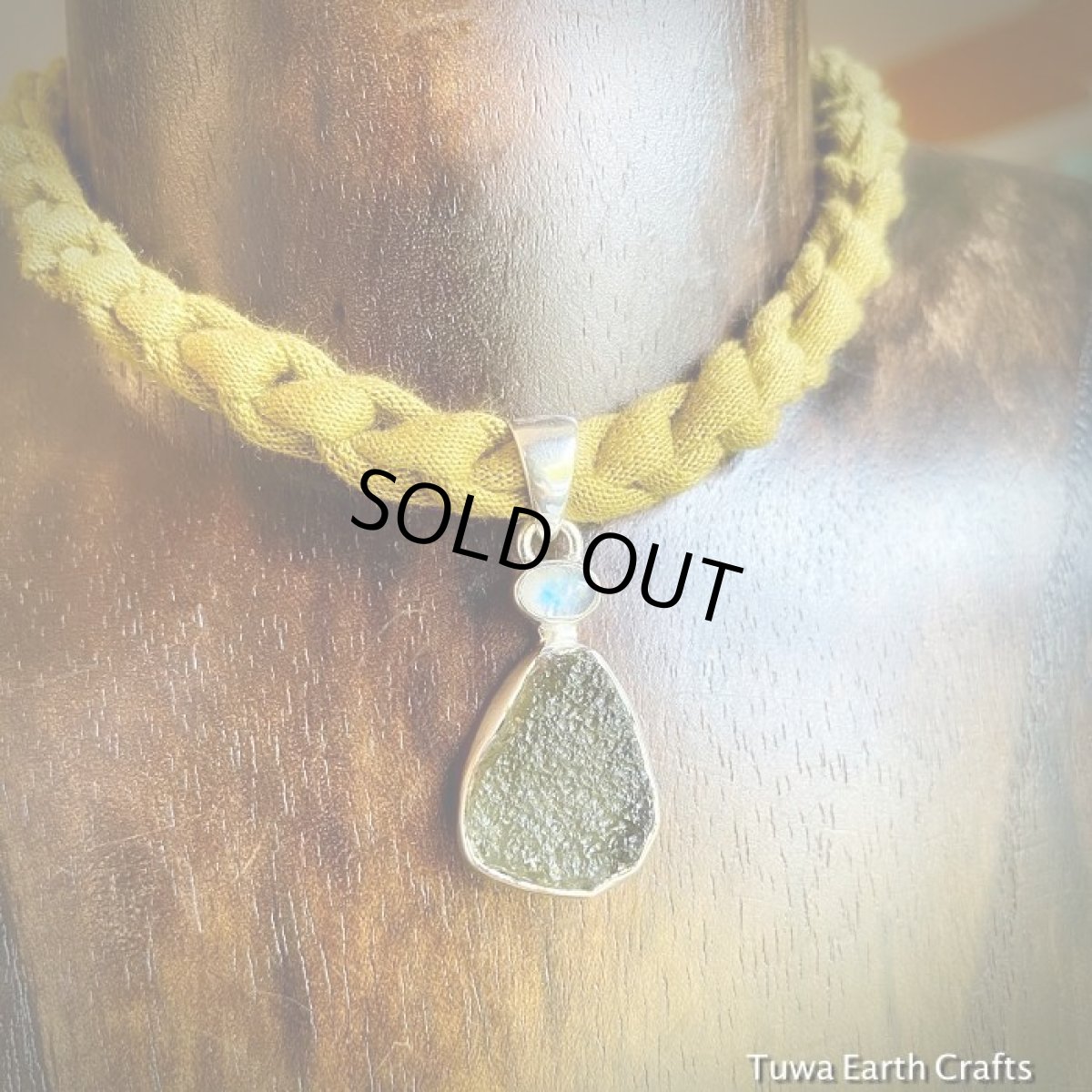 画像11: １点物 宇宙から来たレア希少石　高品質モルダバイト原石＆ブルームーンストーン ペンダントトップ　＊ヒーリングストーン天然石ジュエリーお守りアクセサリー (11)