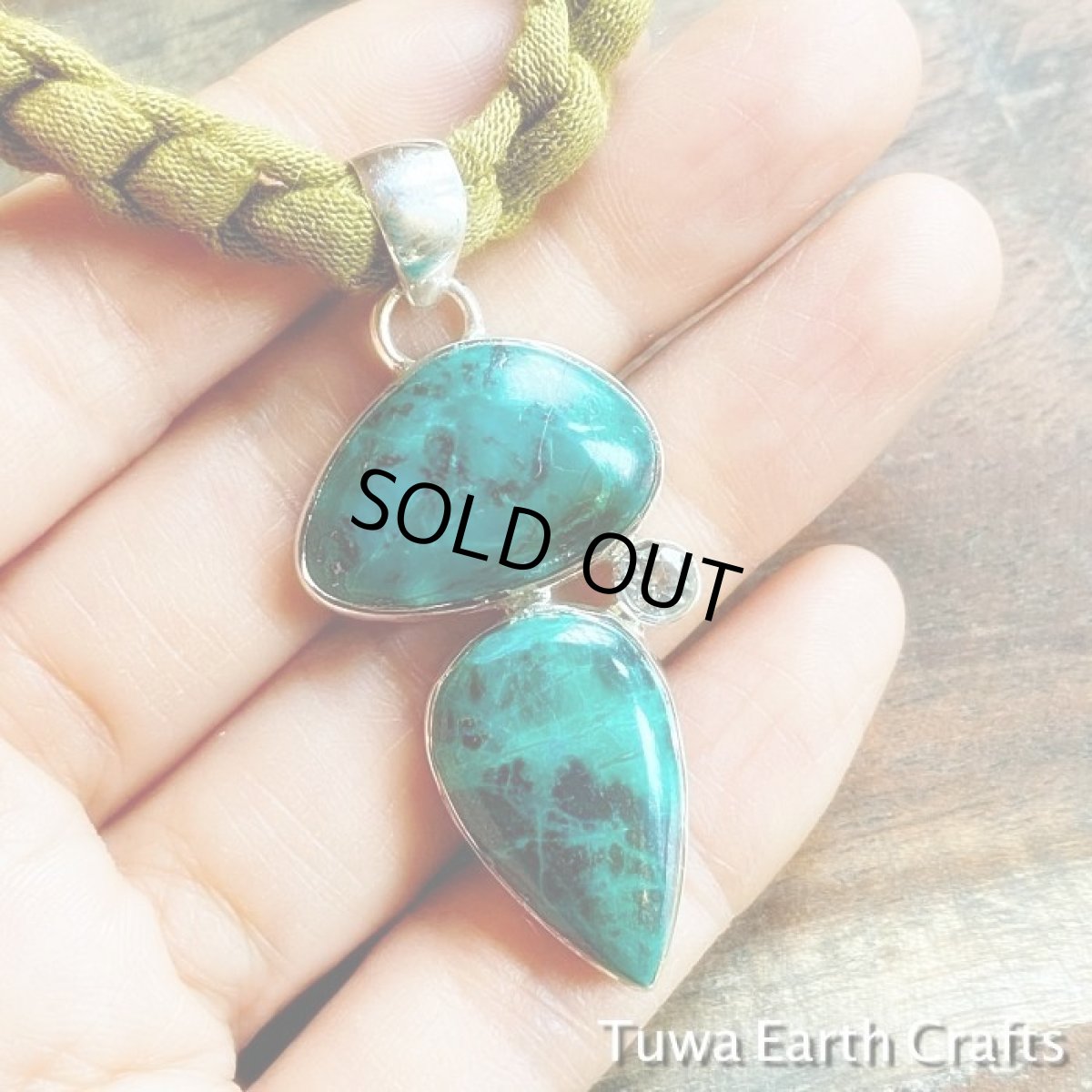 画像20: 【ヒーリング・開運】大ぶり高品質クリソコラ ペンダントトップ★クリソコーラ　ネイティブアメリカン　クリソマラカイト　ジュエリー　天然石アクセサリー (20)