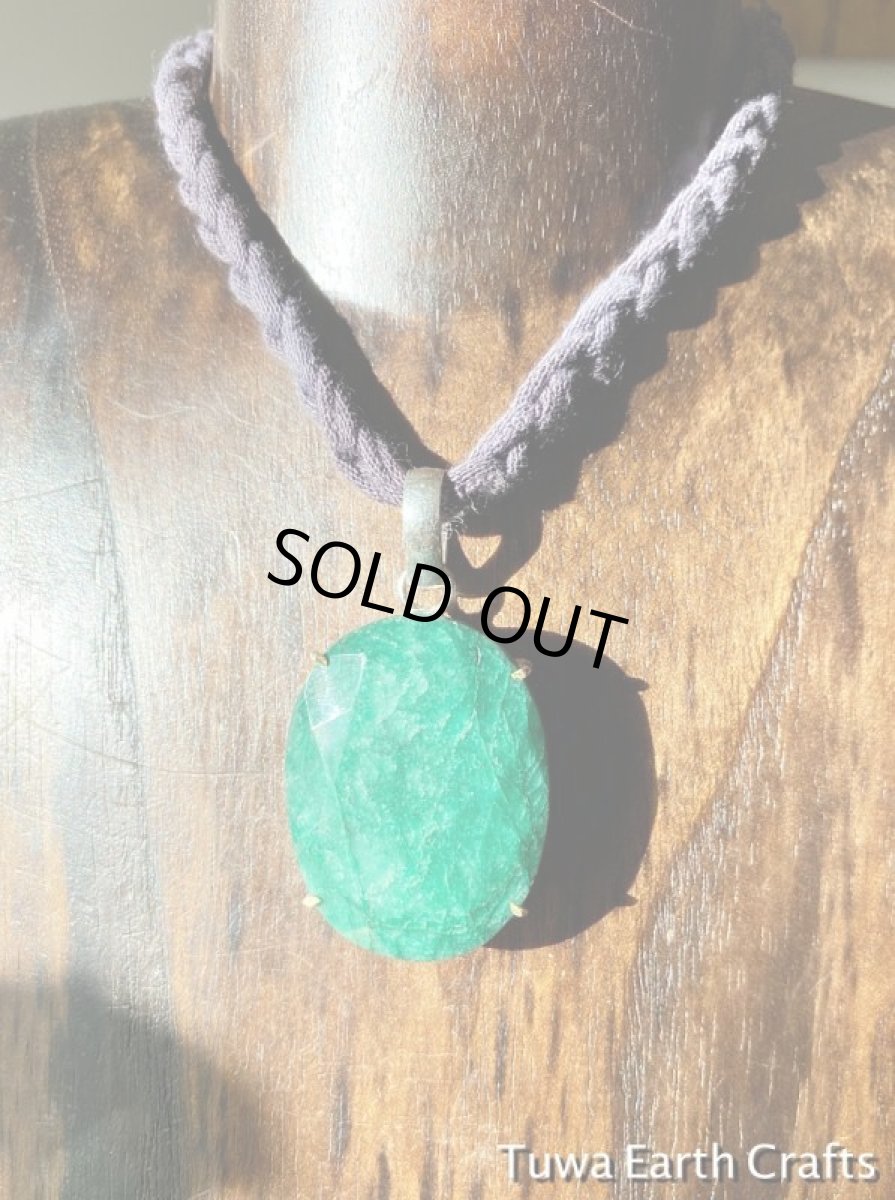 画像15: 大ぶり高品質 天然エメラルド ペンダントトップ★貴石　5月誕生石　ヒーリングジュエリー　天然石アクセサリー　お守り (15)