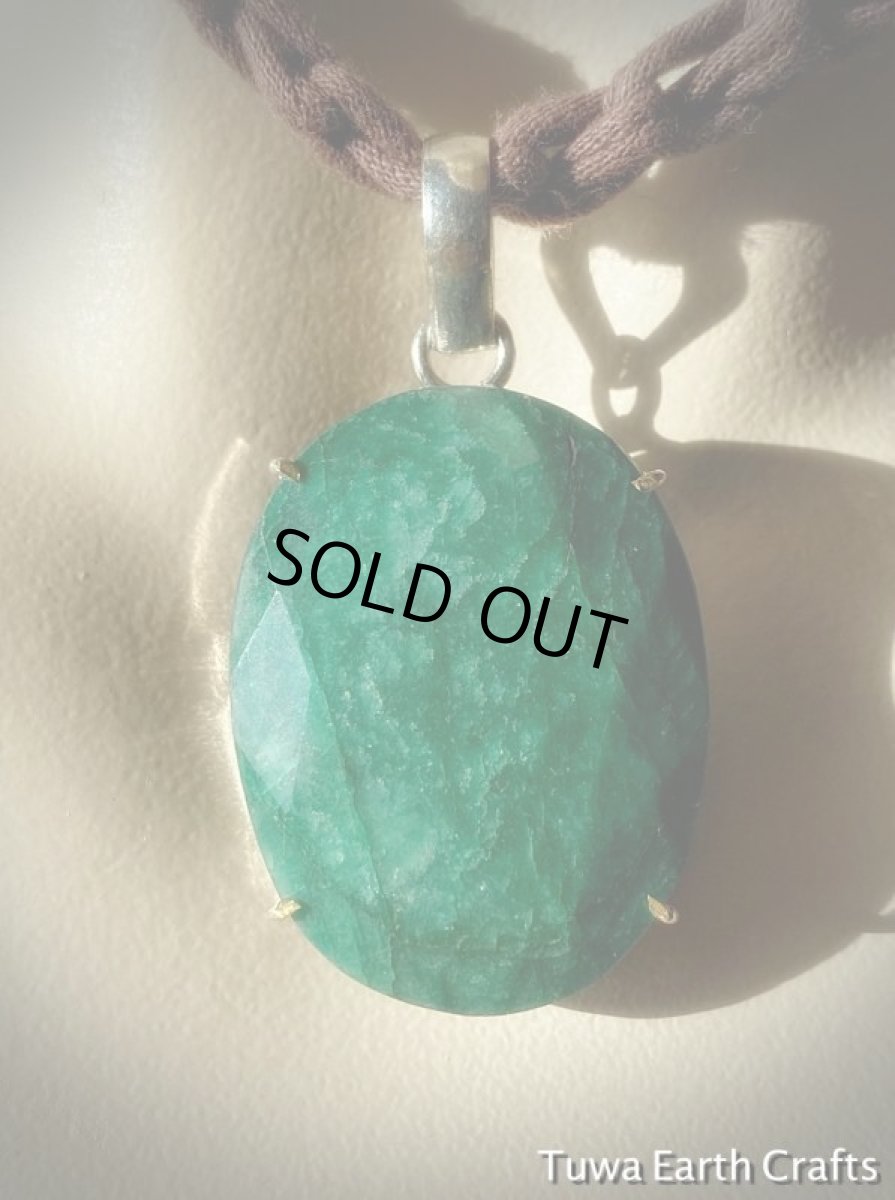 画像13: 大ぶり高品質 天然エメラルド ペンダントトップ★貴石　5月誕生石　ヒーリングジュエリー　天然石アクセサリー　お守り (13)