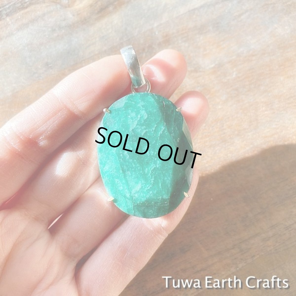 画像3: 大ぶり高品質 天然エメラルド ペンダントトップ★貴石　5月誕生石　ヒーリングジュエリー　天然石アクセサリー　お守り (3)