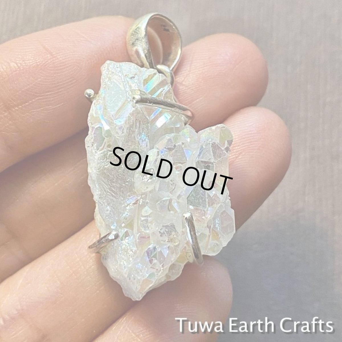 画像19: 1点もの　キラキラ高品質エンジェルオーラ原石ペンダントトップ*オーラ水晶クラスター*クリスタルヒーリングストーンお守りジュエリー 天然石パワーストーン (19)