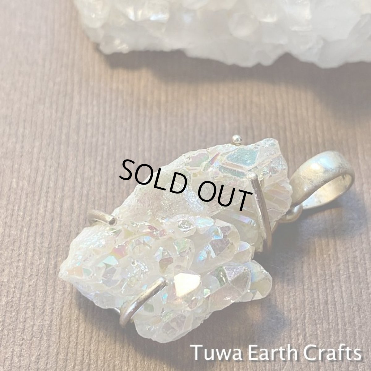 画像18: 1点もの　キラキラ高品質エンジェルオーラ原石ペンダントトップ*オーラ水晶クラスター*クリスタルヒーリングストーンお守りジュエリー 天然石パワーストーン (18)