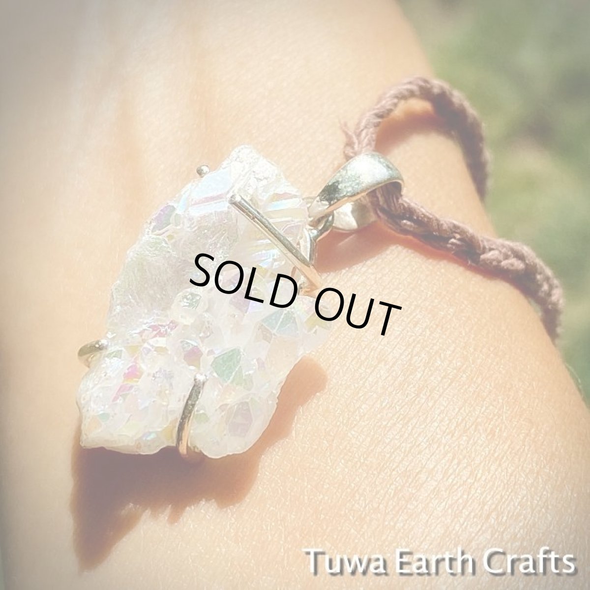 画像15: 1点もの　キラキラ高品質エンジェルオーラ原石ペンダントトップ*オーラ水晶クラスター*クリスタルヒーリングストーンお守りジュエリー 天然石パワーストーン (15)