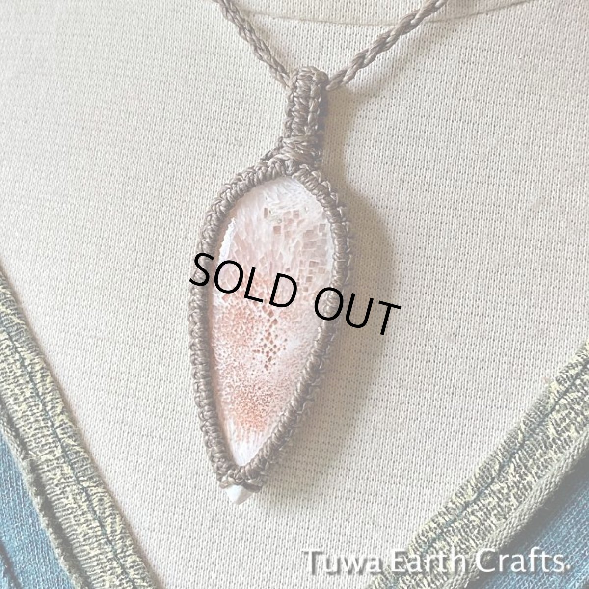 画像8: 【浄化・ヒーリング・瞑想】大ぶり高品質スコレサイト　ペンダント/ネックレス*シンプル＆ナチュラル*ヒーリング天然石パワーストーン*ハンドメイド　マクラメ編みアクセサリー　お守りヒーリングストーン (8)