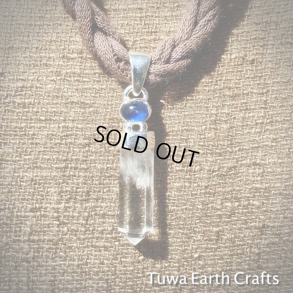 画像14: 【浄化・魔除け・お守り】1点物　高品質　天然水晶ポイント＆カイヤナイト 　ペンダントトップ★ハンドメイド　お守りジュエリー天然石ヒーリングアクセサリー　4月誕生石 (14)