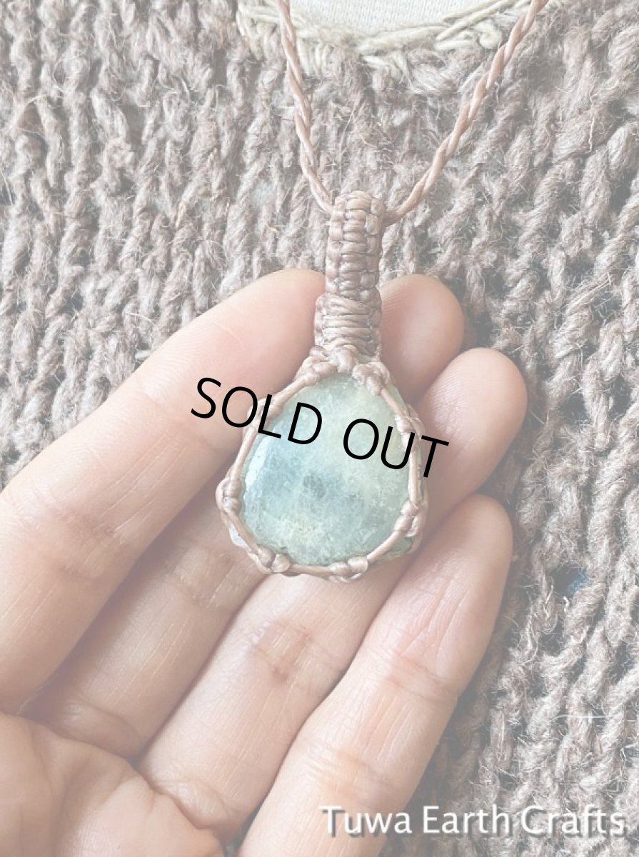 画像12: 【富・幸福のシンボル】1点物　天然アクアマリン（ブラジル産）原石ペンダント・ネックレス　シンプル　マクラメ　　天然石パワーストーン*ヒーリングお守りハンドメイドアクセサリー (12)
