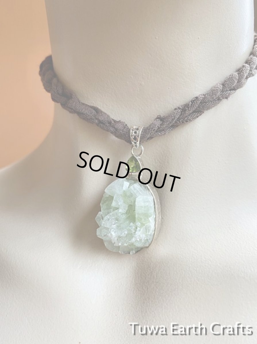 画像19: レア希少石　キラキラ大ぶり高品質グリーンアポフィライト原石＆ペリドット　ペンダントトップ★ヒーリングストーンスターリングシルバー★天然石パワーストーンお守りアクセサリー (19)